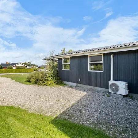 Ferienhaus Maylin - 350m From The Sea By Interhome