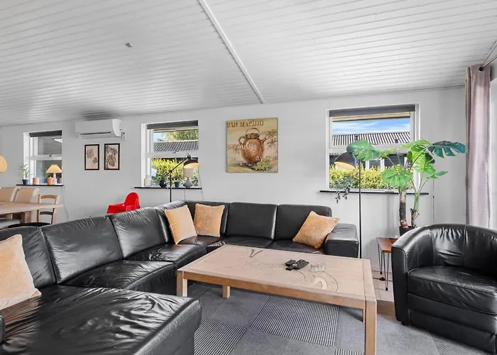 度假居 Maylin - 350m From The Sea By Interhome