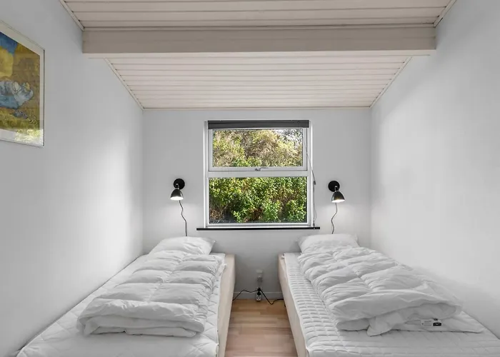 Maylin - 350m From The Sea By Interhome