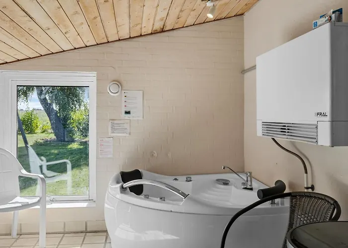 Maylin - 350m From The Sea By Interhome 博恩瑟