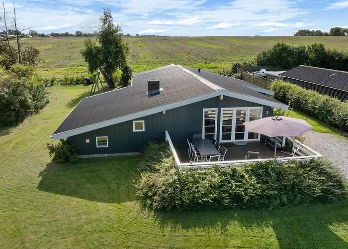 度假居 Maylin - 350m From The Sea By Interhome 博恩瑟